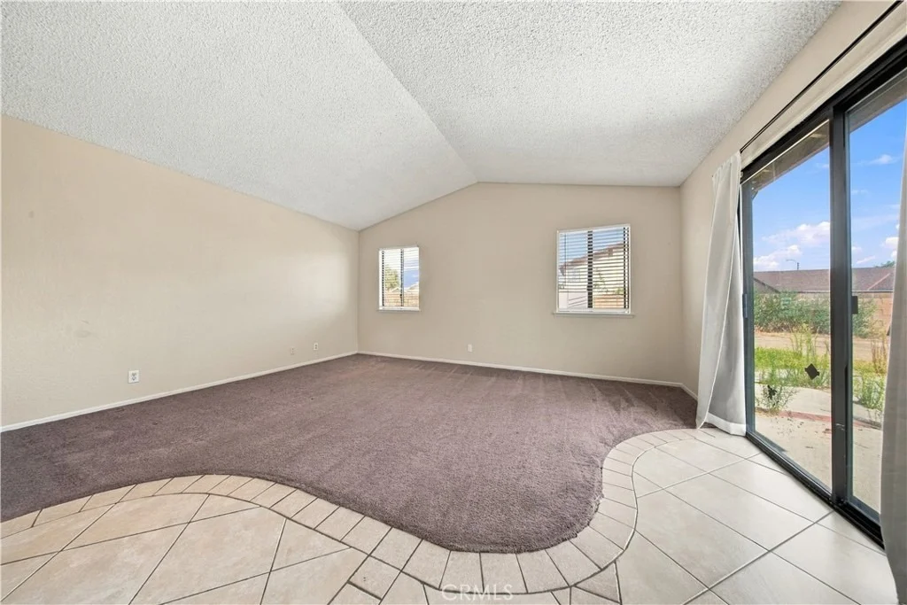 Photo of 2533 Topaz