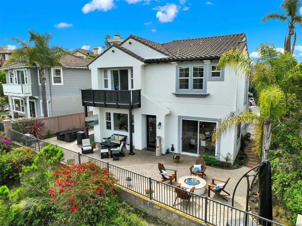 Photo of 1551 Fairway