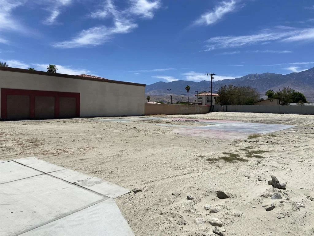 Photo of 32201 Date Palm Drive