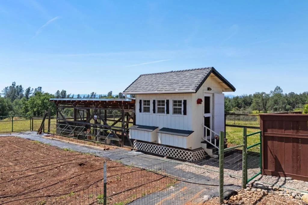 Photo of 17962 Coyote Lane