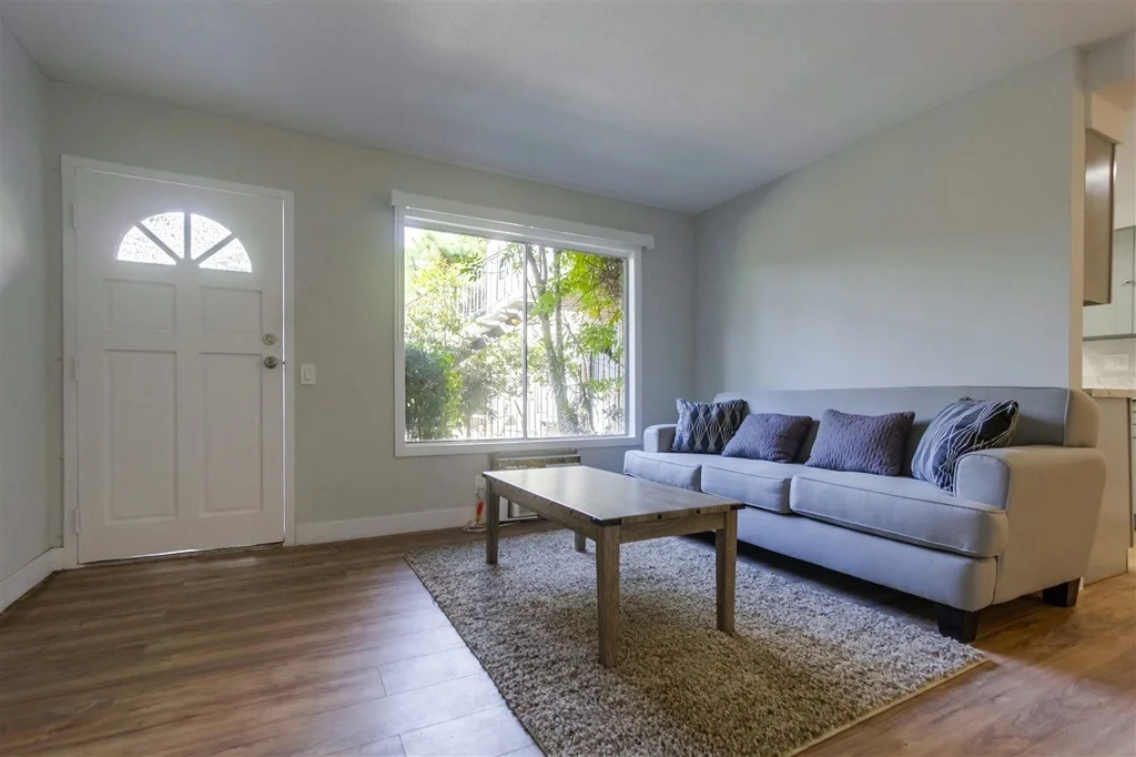 Photo of Unit 3 at 12923 Mapleview Street