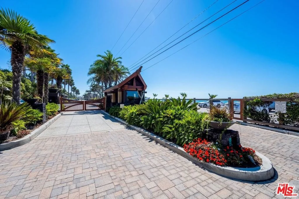 Photo of 35581 Beach Road