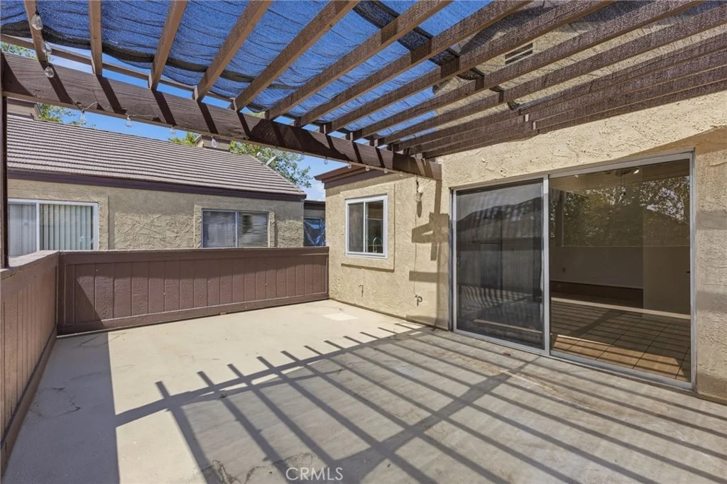 Photo of Unit G at 9362 Shadowood Drive