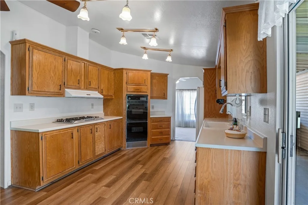 Photo of 2525 Apple Tree
