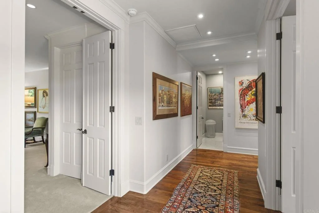 Photo of 9784 Claiborne Square