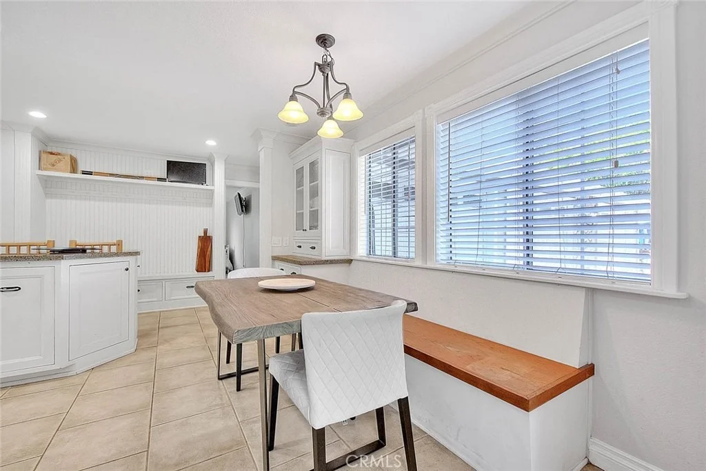 Photo of 750 Jericho