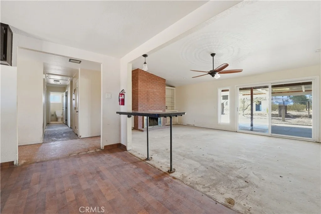 Photo of 1749 S Valley View Drive