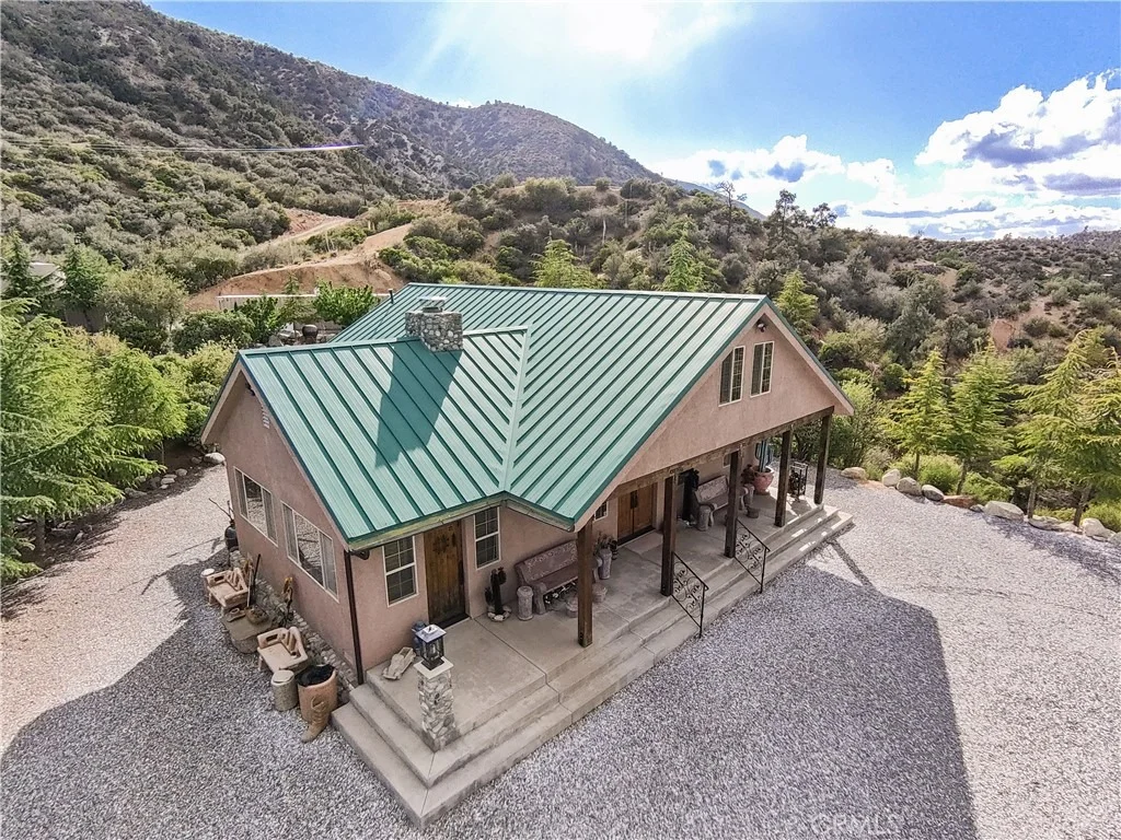 Photo of 1870 Oak Springs Valley Road