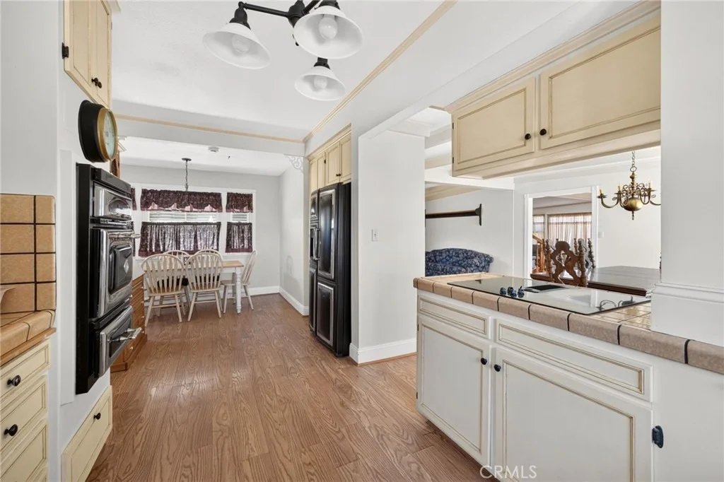 Photo of 1424 De Anza