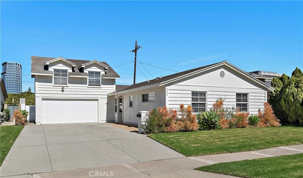Photo of 590 Traverse Drive