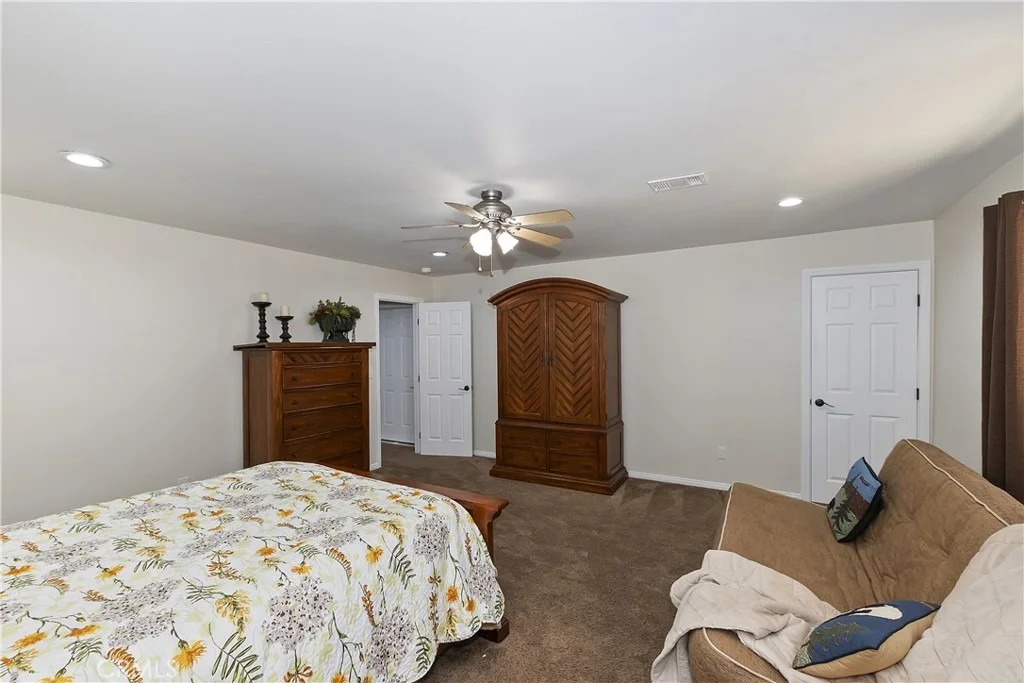 Photo of 39080 Waterview Drive