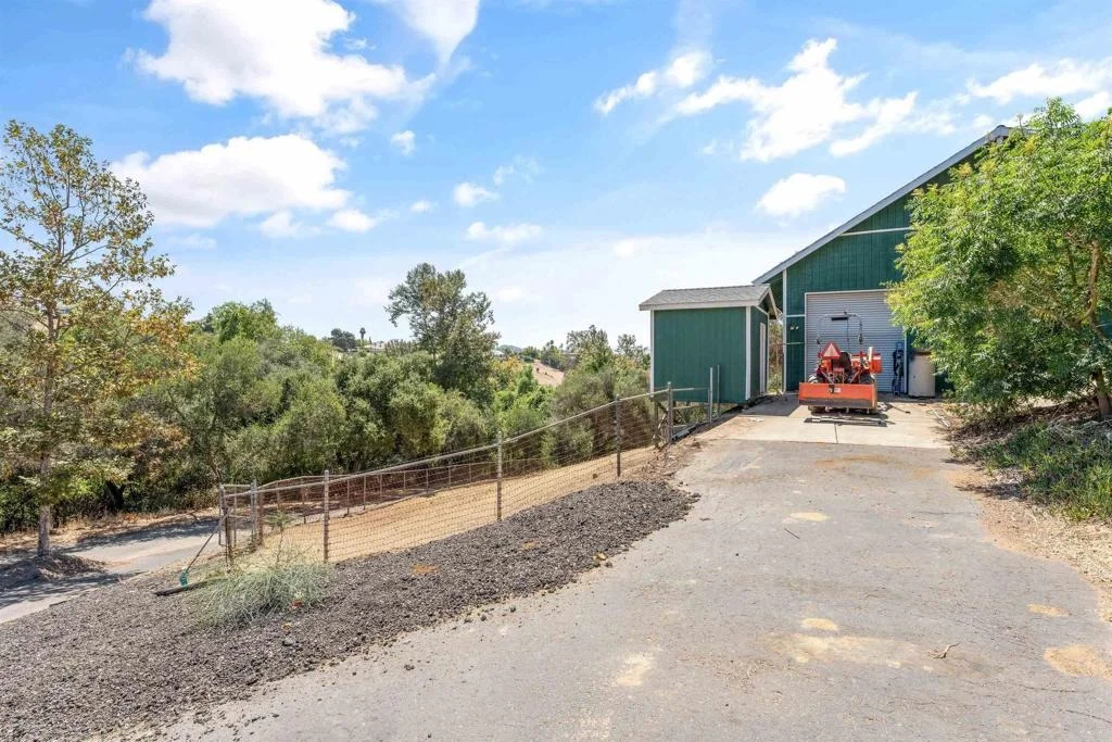 Photo of 4439 La Canada