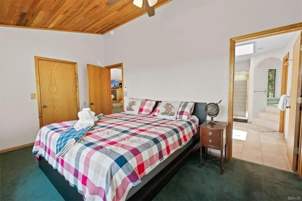 Photo of 1396 La Crescenta Drive