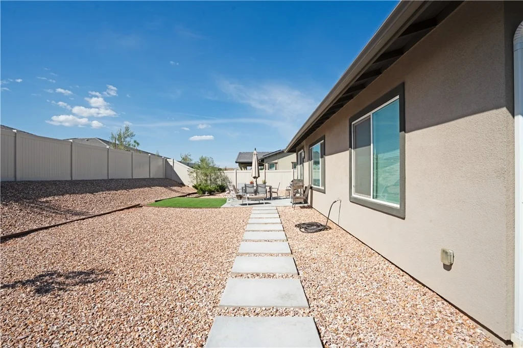 Photo of 3218 Garnet