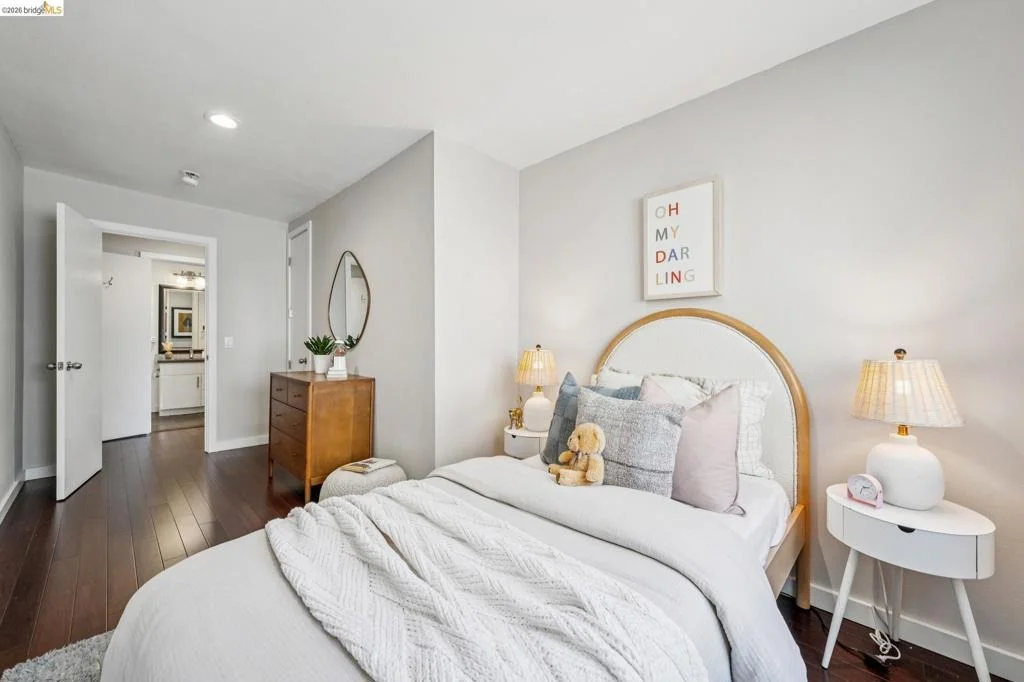 Photo of 1394 Queens Rd