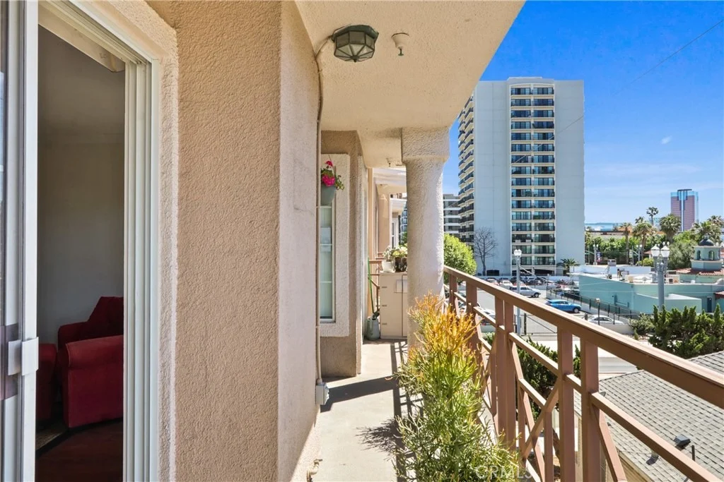 Photo of 801 Pine Ave. #310