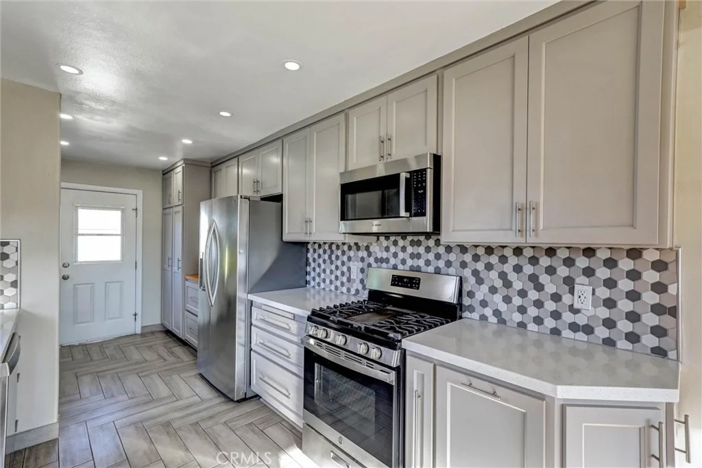 Photo of 20915 Ely