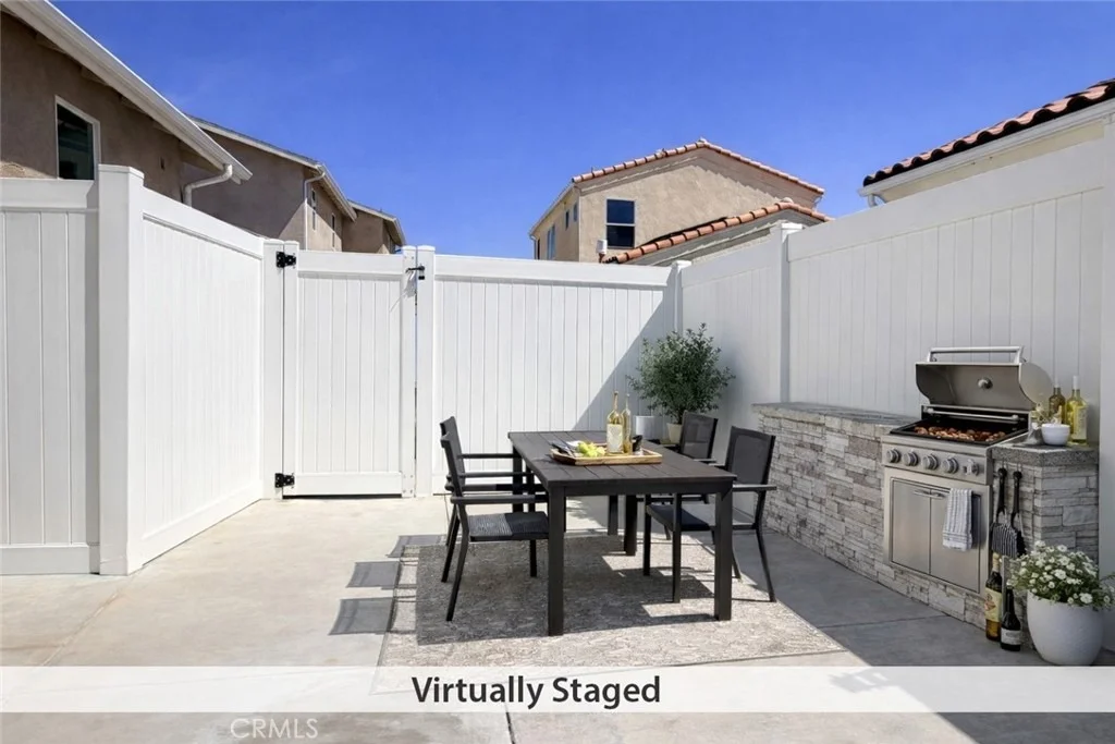 Photo of 4066 Aurora