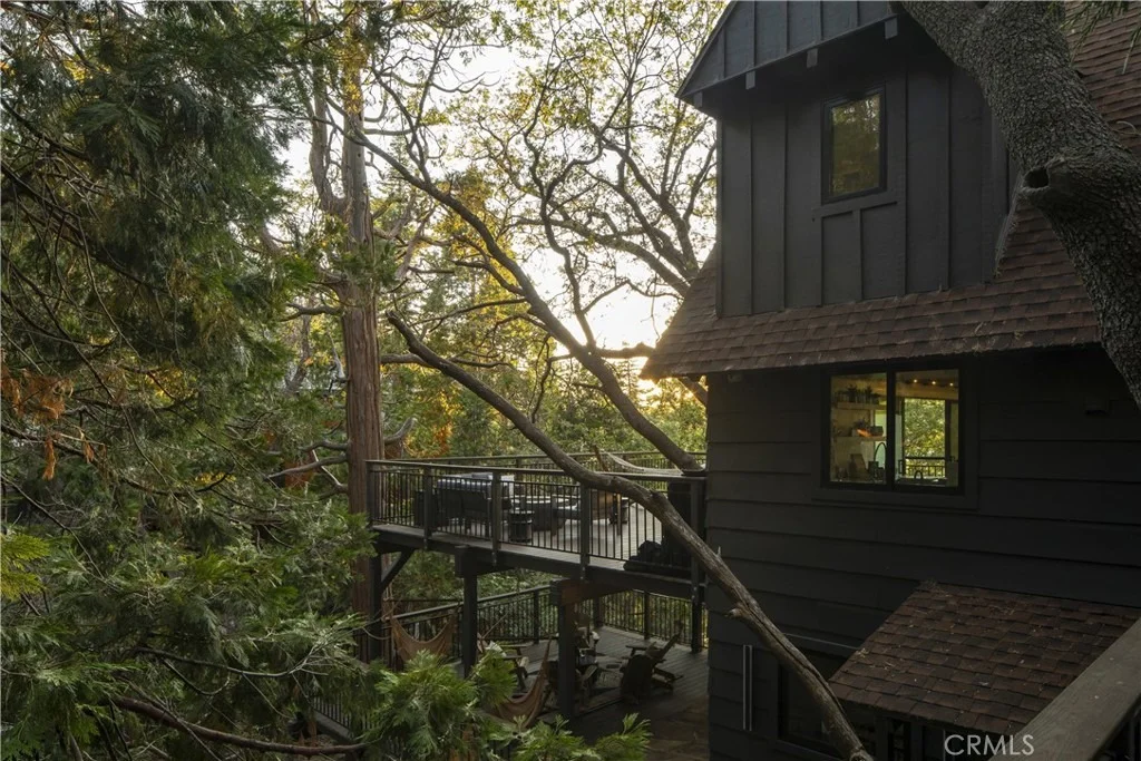 Photo of 28706 Palisades Drive