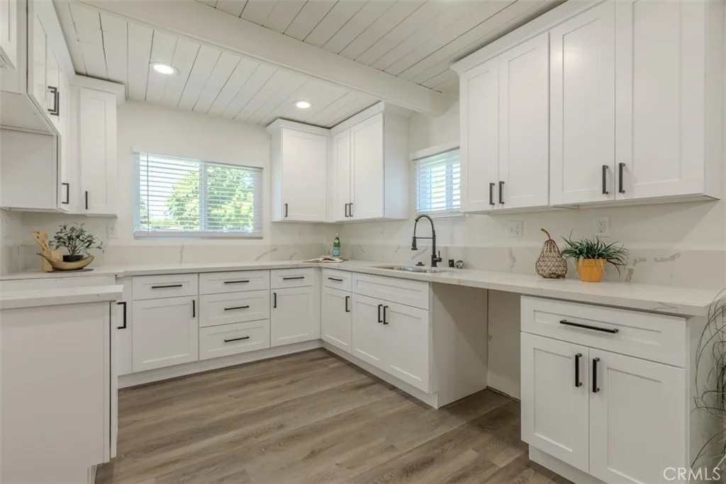 Photo of 2036 La Jolla