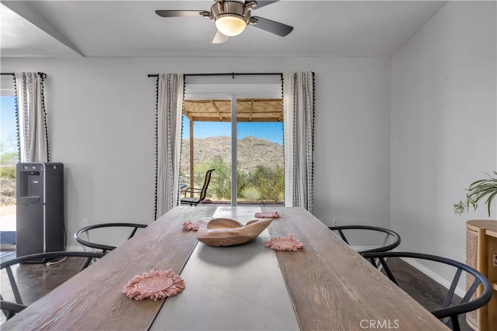 Photo of 7381 Sunset Road