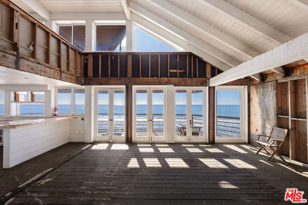 Photo of 25266 Malibu Road