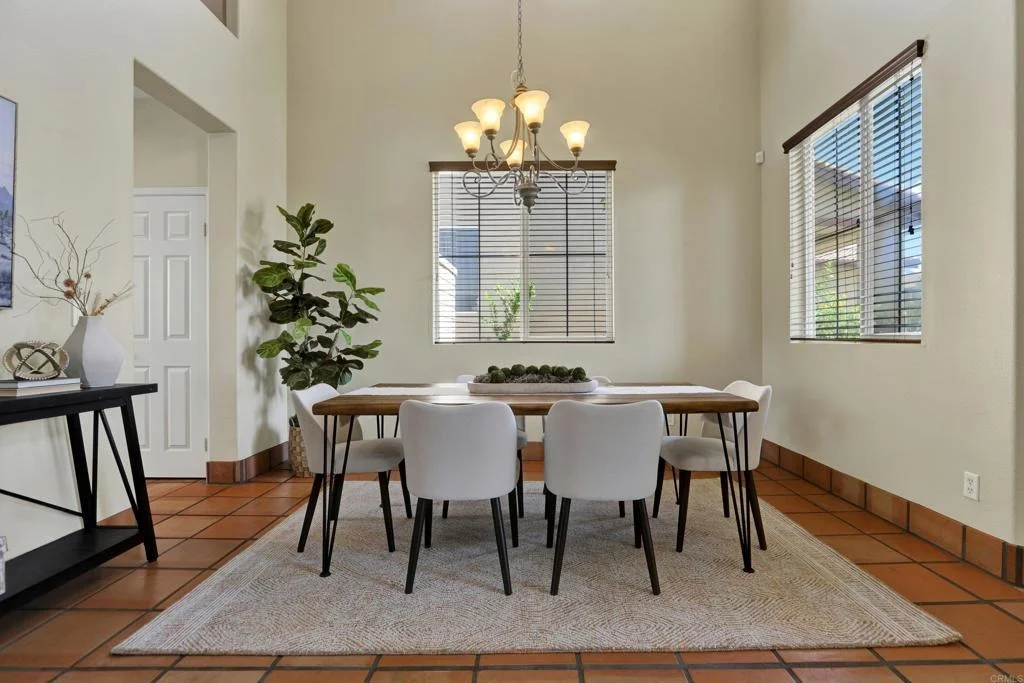 Photo of 40865 Robards Way