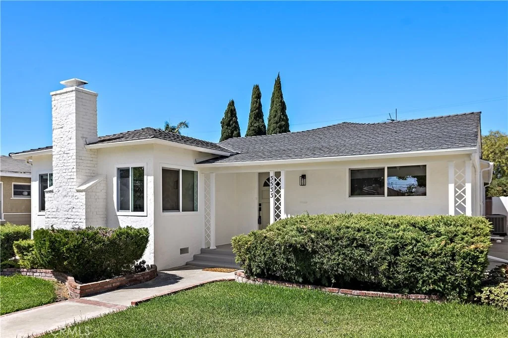 Photo of 3533 Gundry Avenue