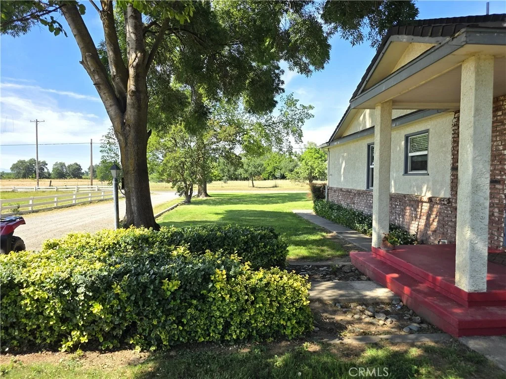 Photo of 23773 River Rd