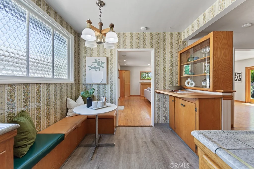 Photo of 868 Stevely