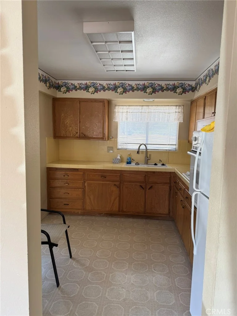 Photo of 25720 Ridgemoor