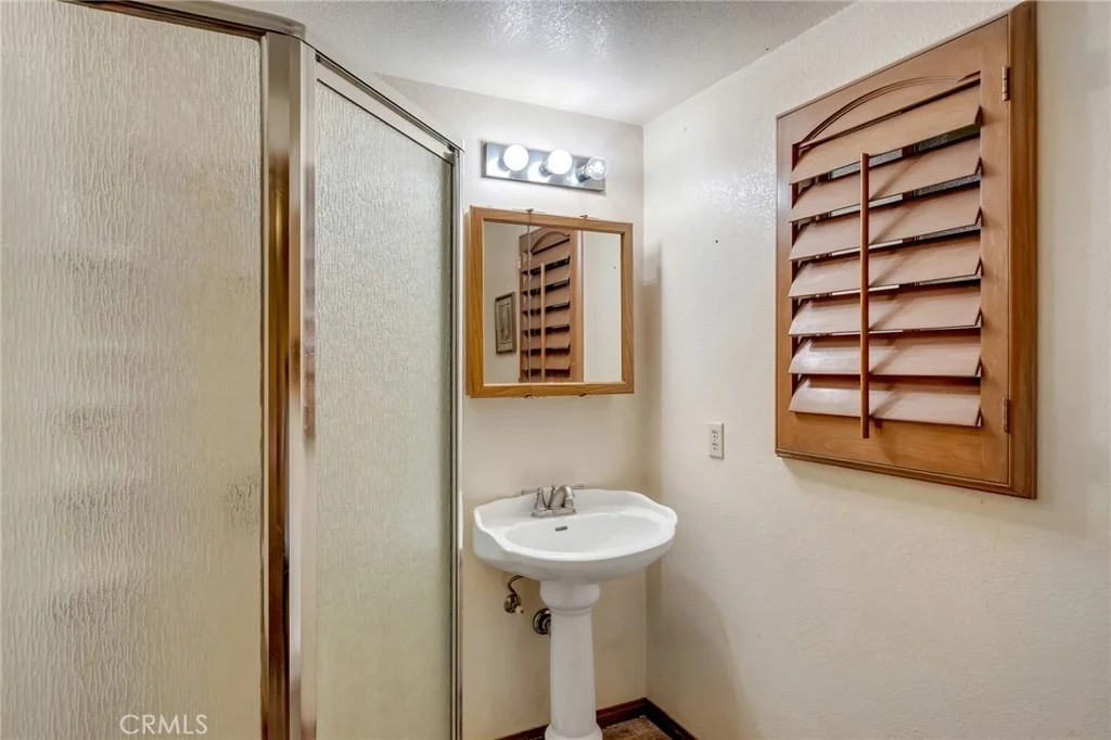 Photo of 3230 Silver Ridge
