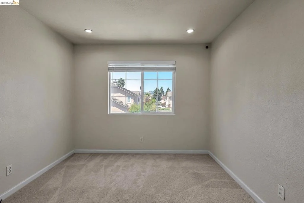 Photo of 544 Pine Creek Cir