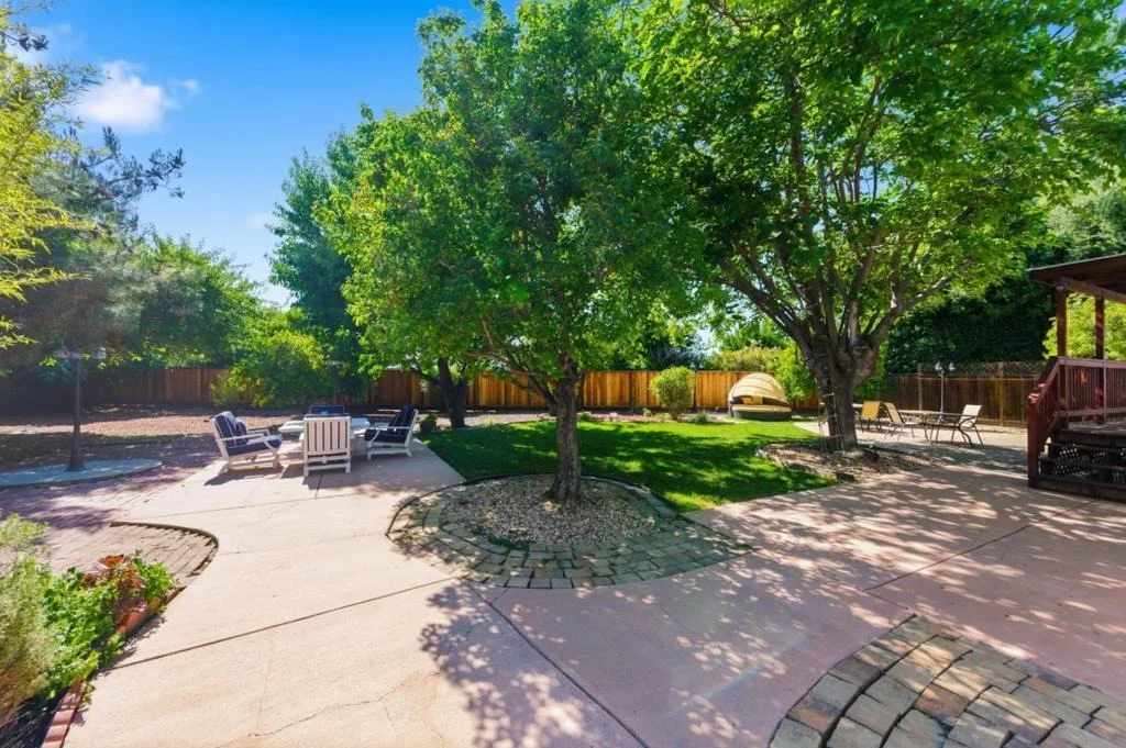 Photo of 469 Royale Park Drive