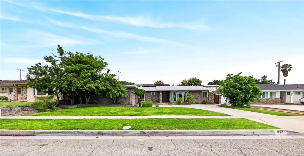 Photo of 912 El Dorado Drive