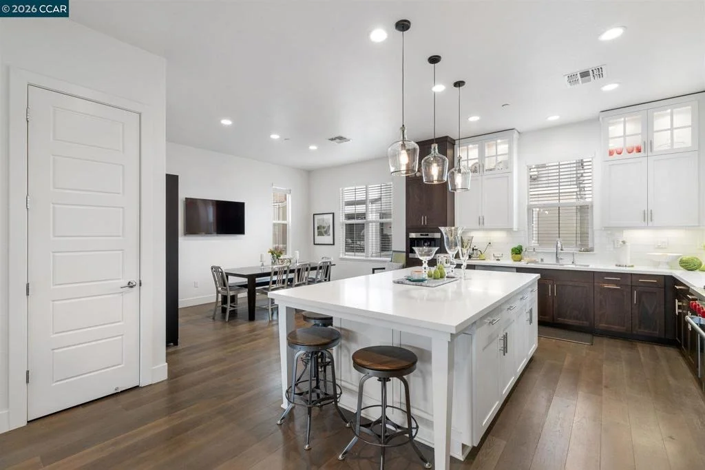 Photo of 7195 Calistoga Ln