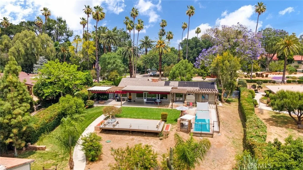 Photo of 2886 Mcallister