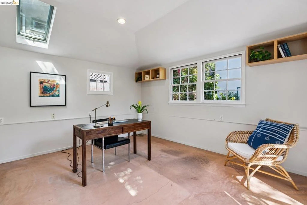 Photo of 929 Contra Costa Ave