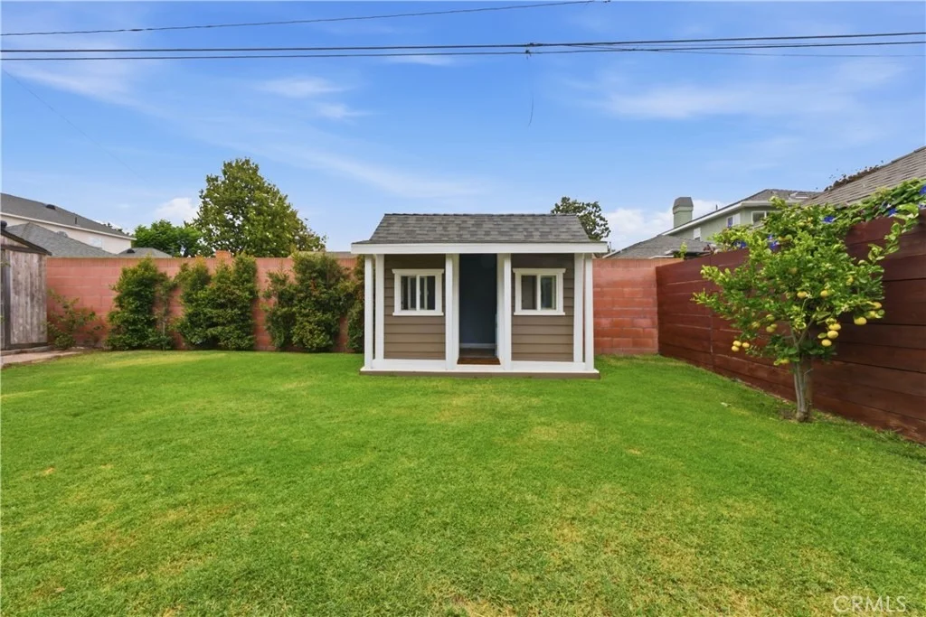 Photo of 5559 E Monlaco