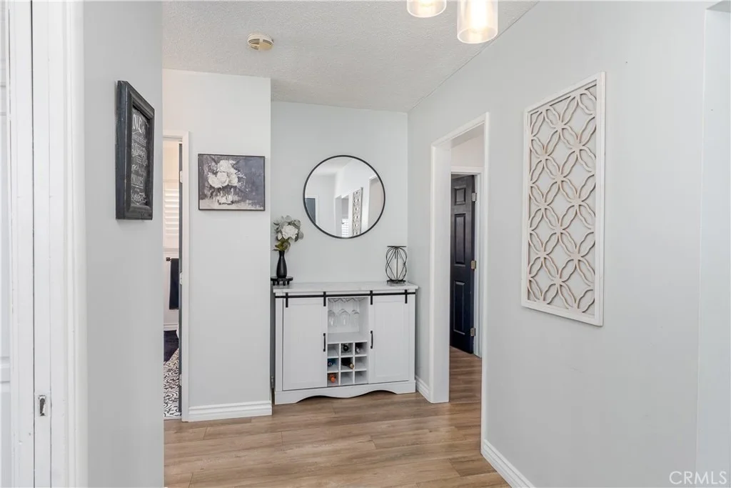Photo of 33825 Washington