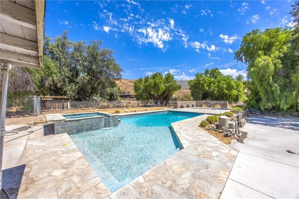 Photo of 9099 Cajalco