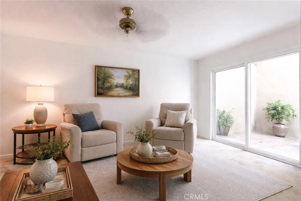 Photo of 5755 Avenida Estoril