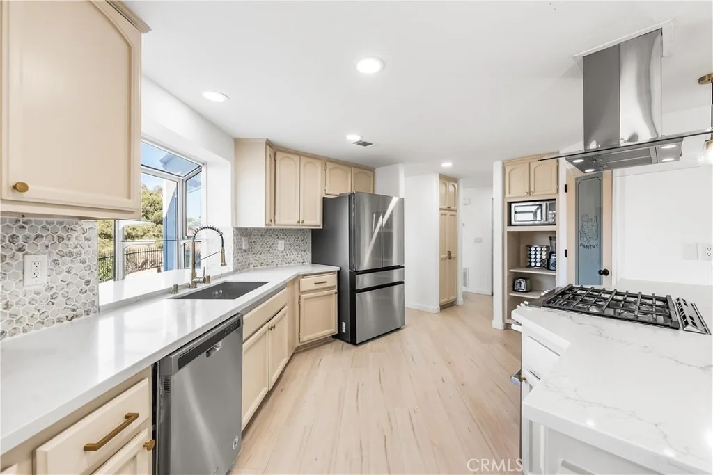 Photo of 6710 Sycamore