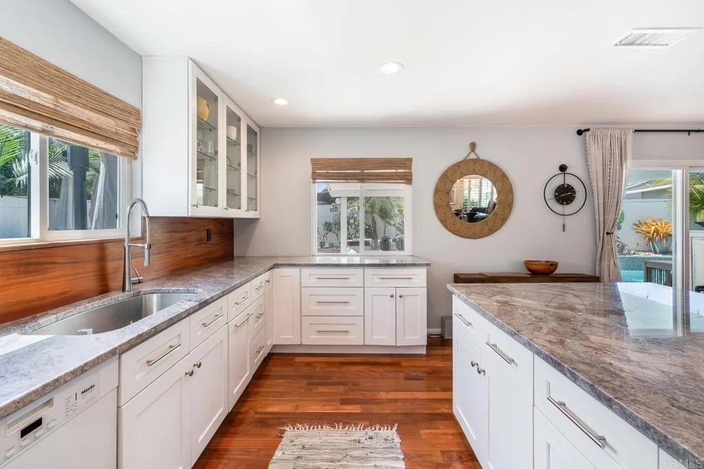 Photo of 415 Via Emily Avenue