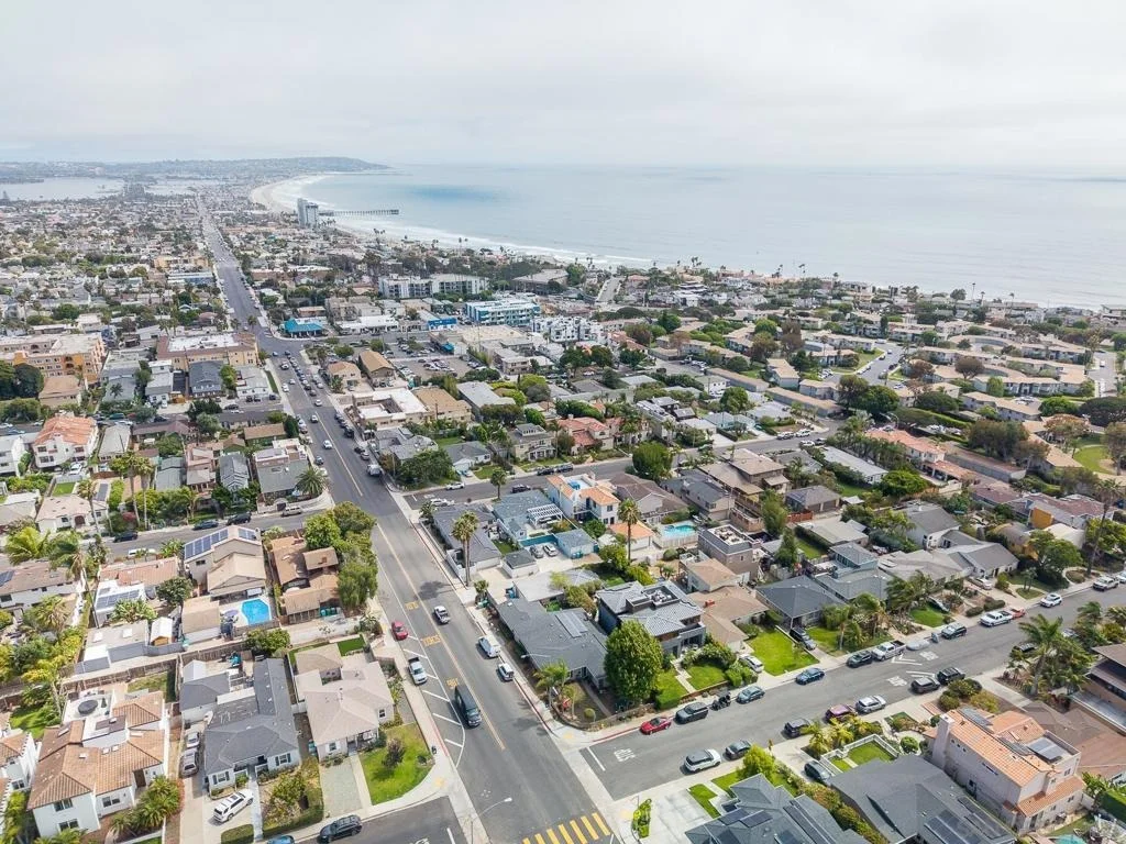 Photo of 5379 La Jolla Mesa