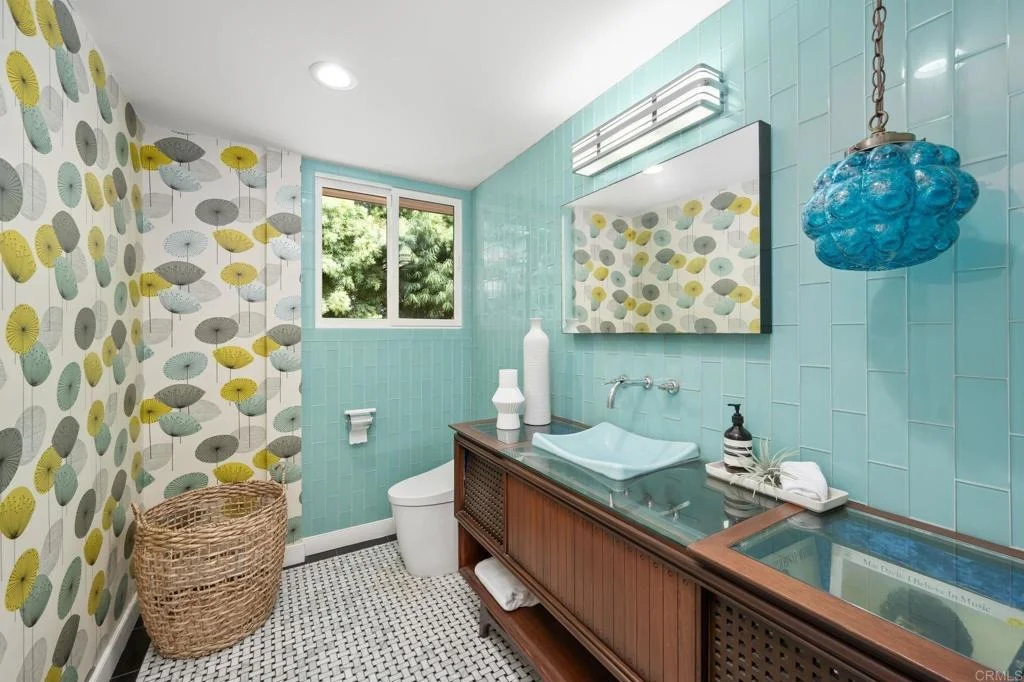 Photo of 280 Torrey Pines Terrace