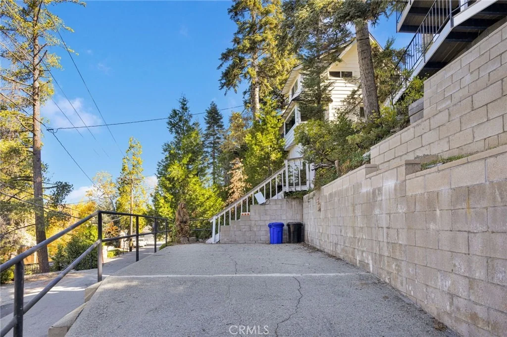 Photo of 28919 Palisades