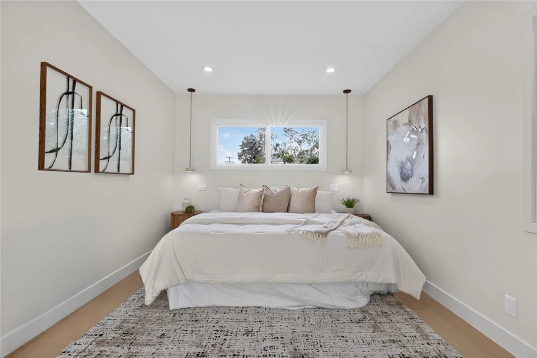 Photo of 10211 Roscoe