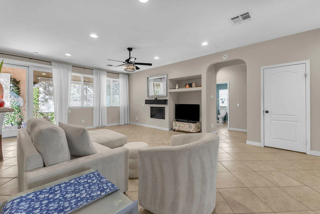 Photo of 65166 Cliff Circle
