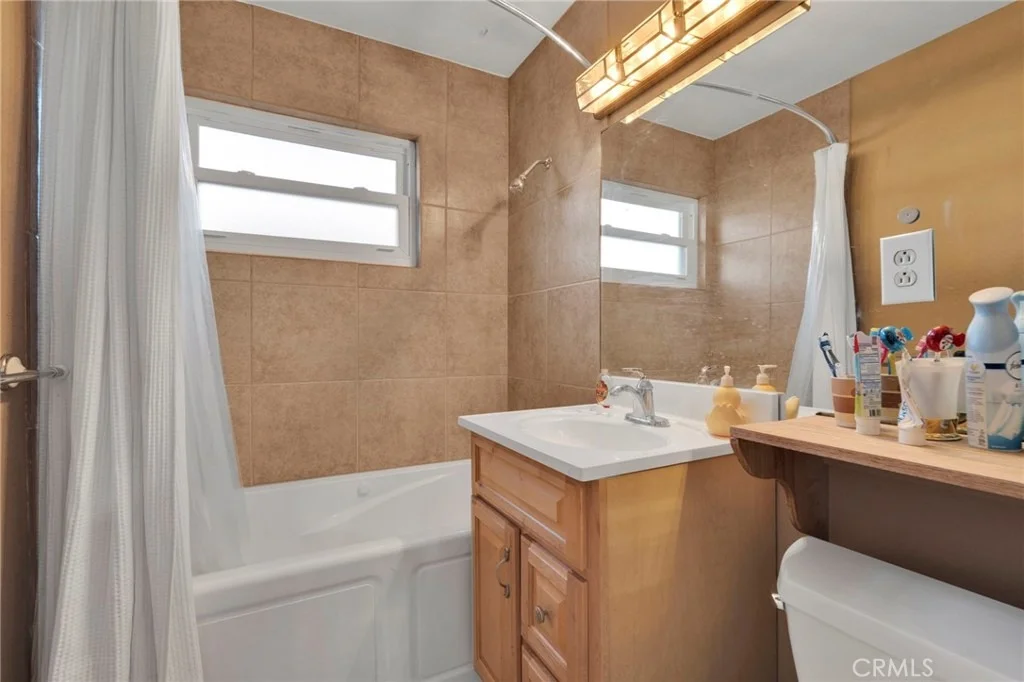 Photo of 661 Stevens